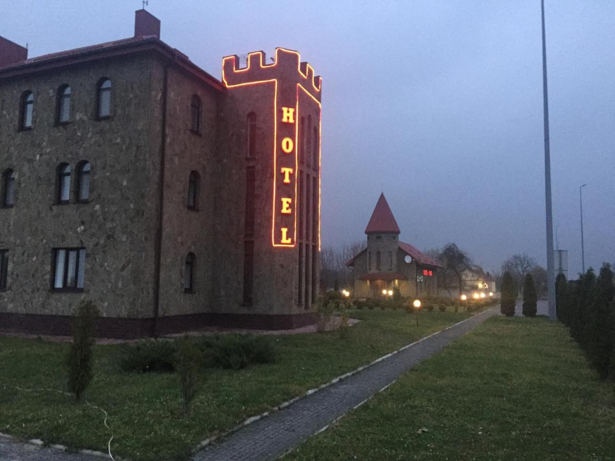 Hotel Мотel Vezha 363Kme40 Molodava Esterno foto